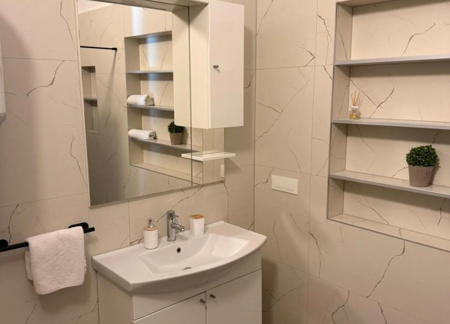 Magnolia Apartment Porec 0*,